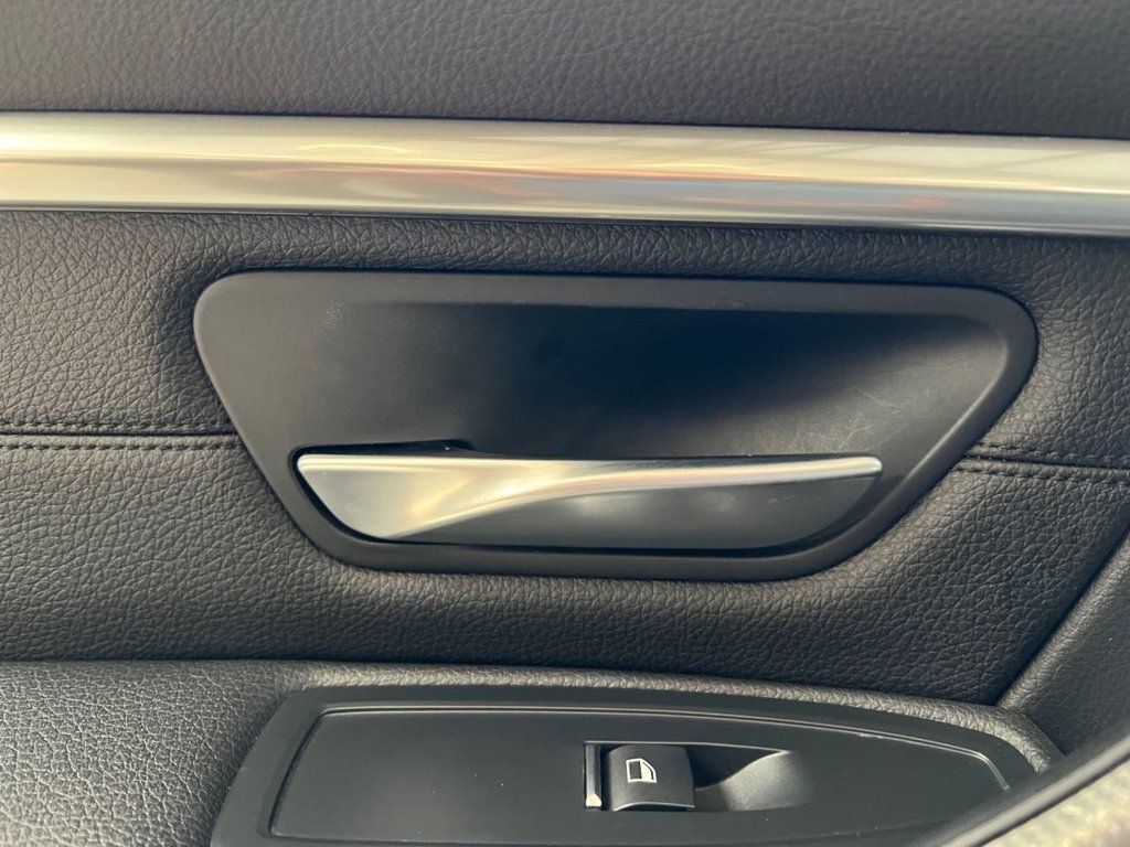 Used BMW 3 Series 2018 for sale - 76119108: Photo 42