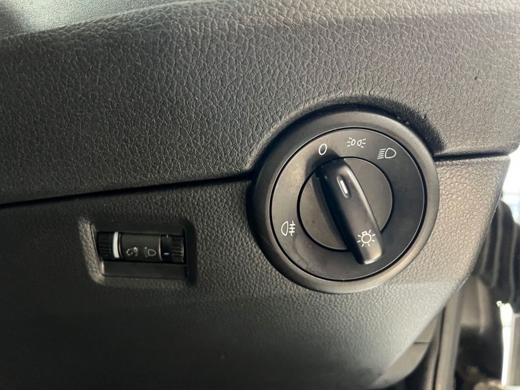 Used Volkswagen Transporter Shuttle 2019 for sale - 76417769: Photo 31