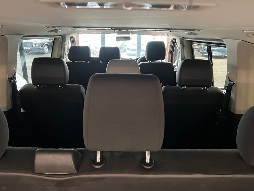 Used Volkswagen Transporter Shuttle 2019 for sale - 76417769: Photo 5