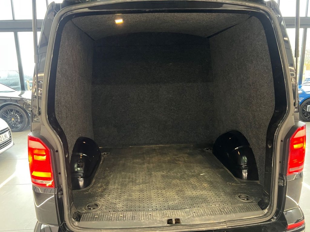 Used Volkswagen Transporter 2018 for sale - 77327759: Photo 13