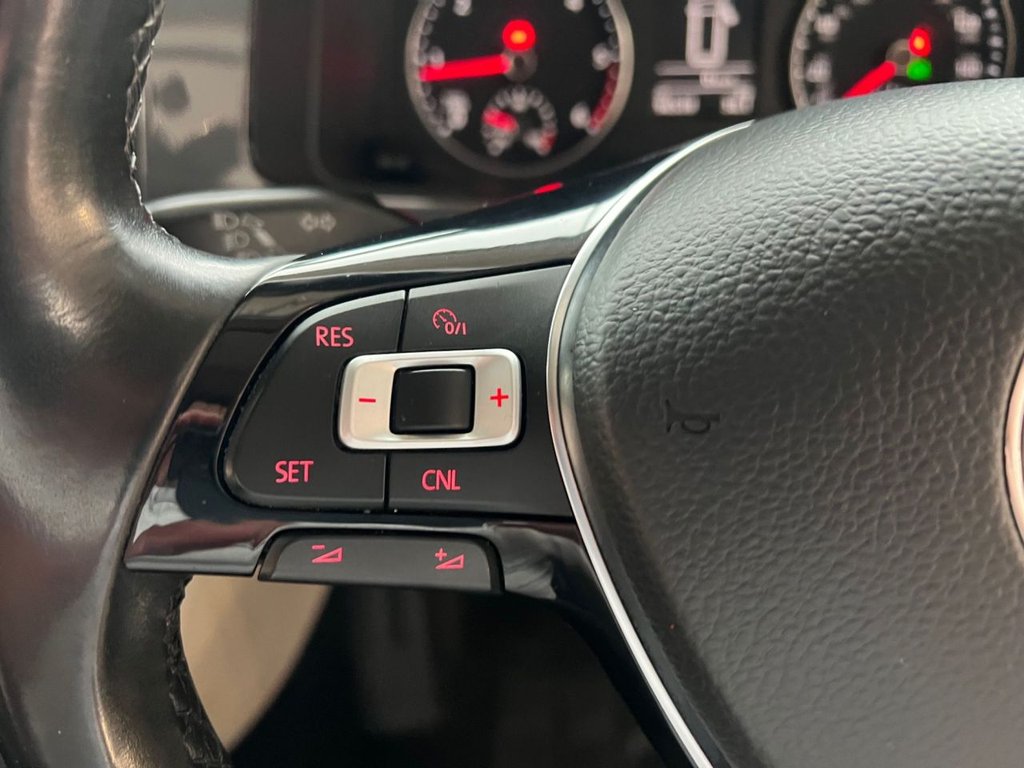 Used Volkswagen Transporter 2018 for sale - 77327759: Photo 32