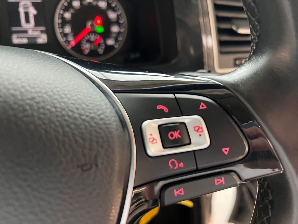 Used Volkswagen Transporter 2018 for sale - 77327759: Photo 34