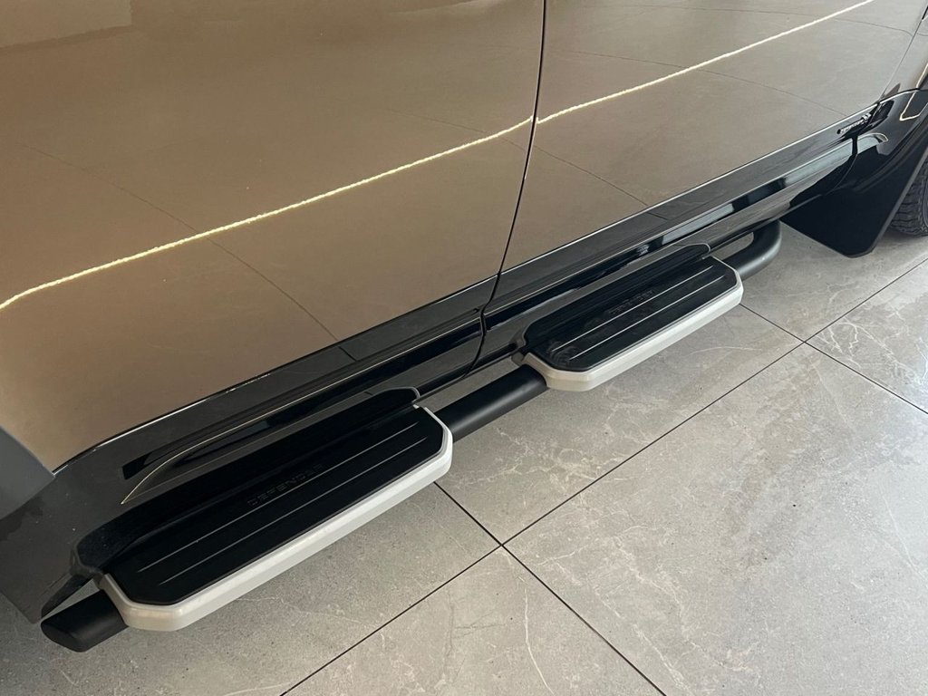 Used Land Rover Defender 2020 for sale - 77249818: Photo 15