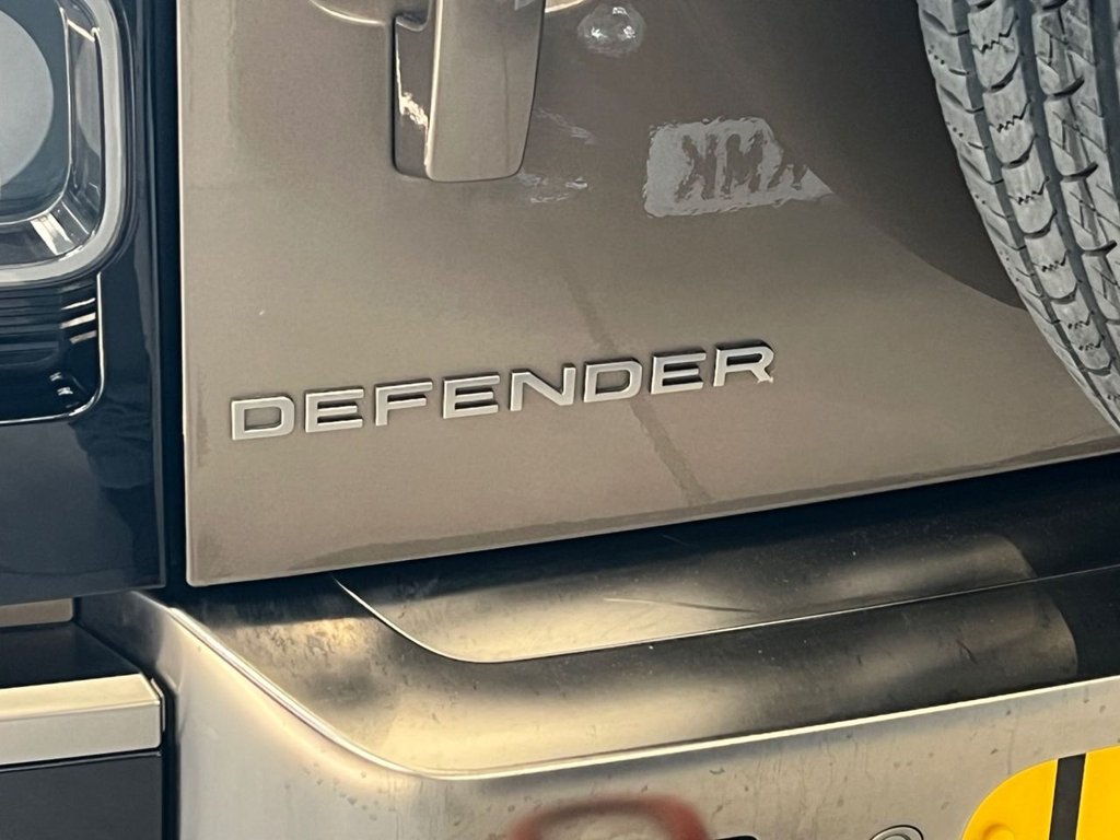 Used Land Rover Defender 2020 for sale - 77249818: Photo 19