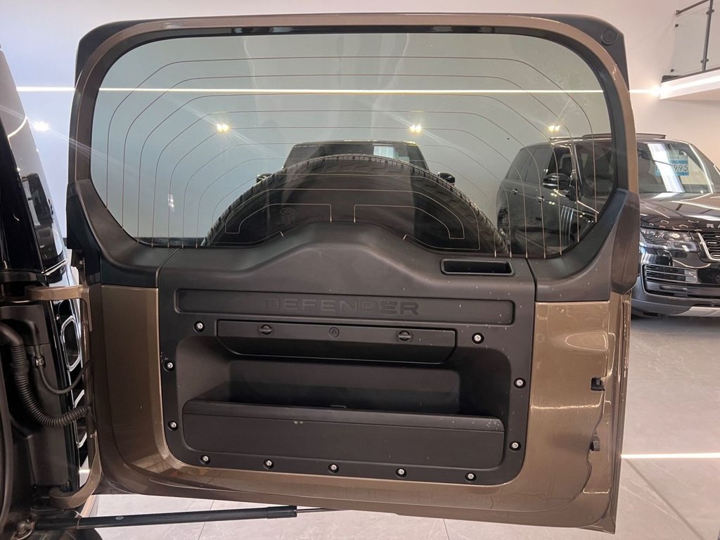 Used Land Rover Defender 2020 for sale - 77249818: Photo 27