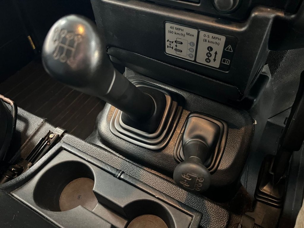 Used Land Rover Defender 2014 for sale - 77249828: Photo 32