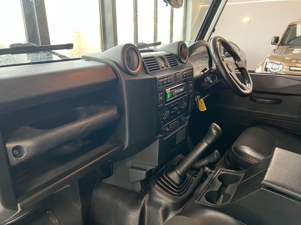 Used Land Rover Defender 2014 for sale - 77249828: Photo 39