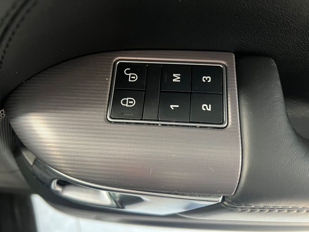 Used Land Rover Range Rover Sport 2018 for sale - 76758726: Photo 27