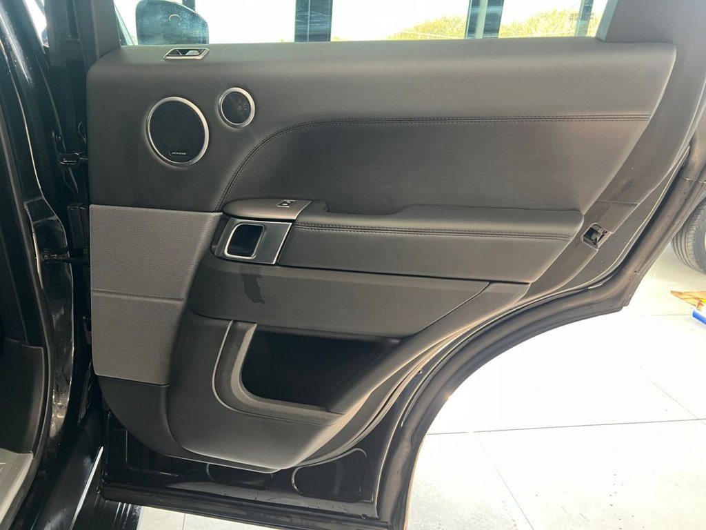 Used Land Rover Range Rover Sport 2018 for sale - 76758726: Photo 50