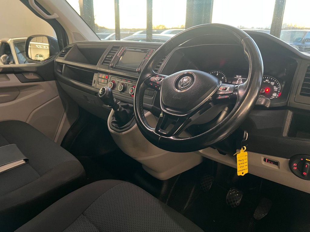 Used Volkswagen Transporter 2018 for sale - 77111289: Photo 3