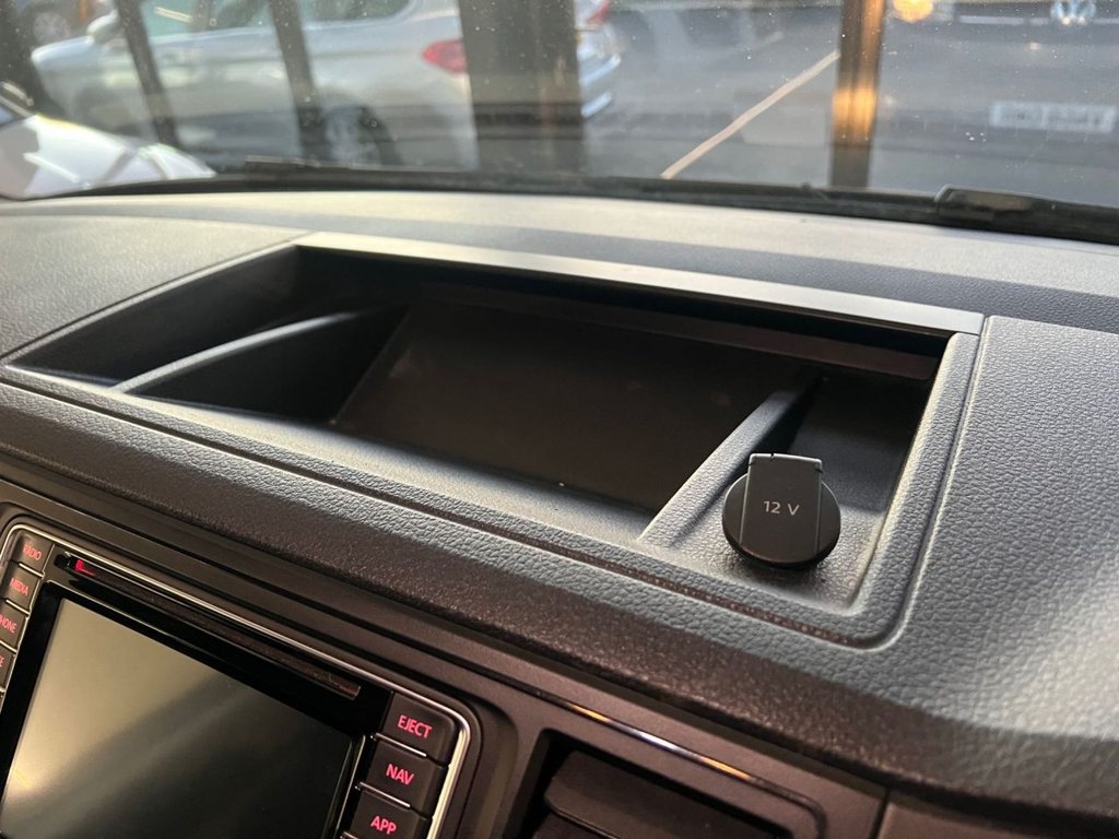 Used Volkswagen Transporter 2018 for sale - 77111289: Photo 31