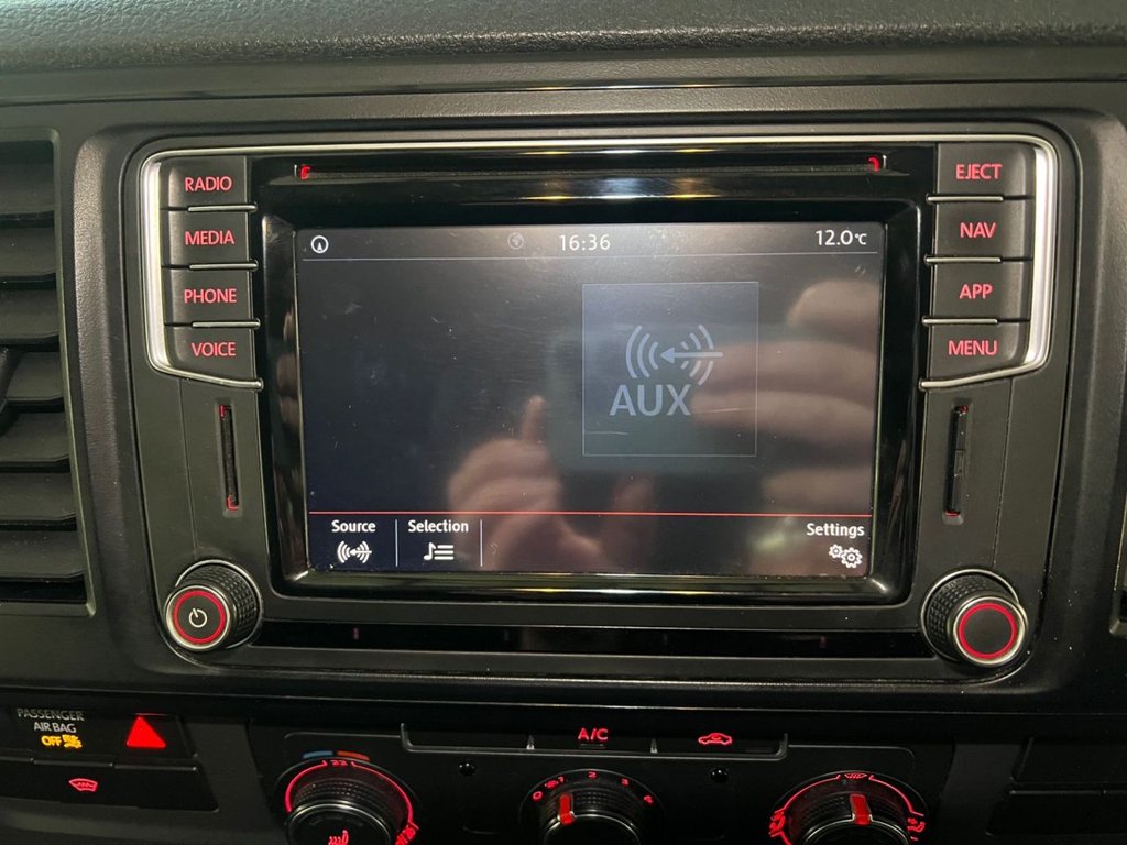 Used Volkswagen Transporter 2018 for sale - 77111289: Photo 41