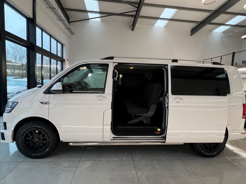 Used Volkswagen Transporter Shuttle 2017 for sale - 76595929: Photo 17