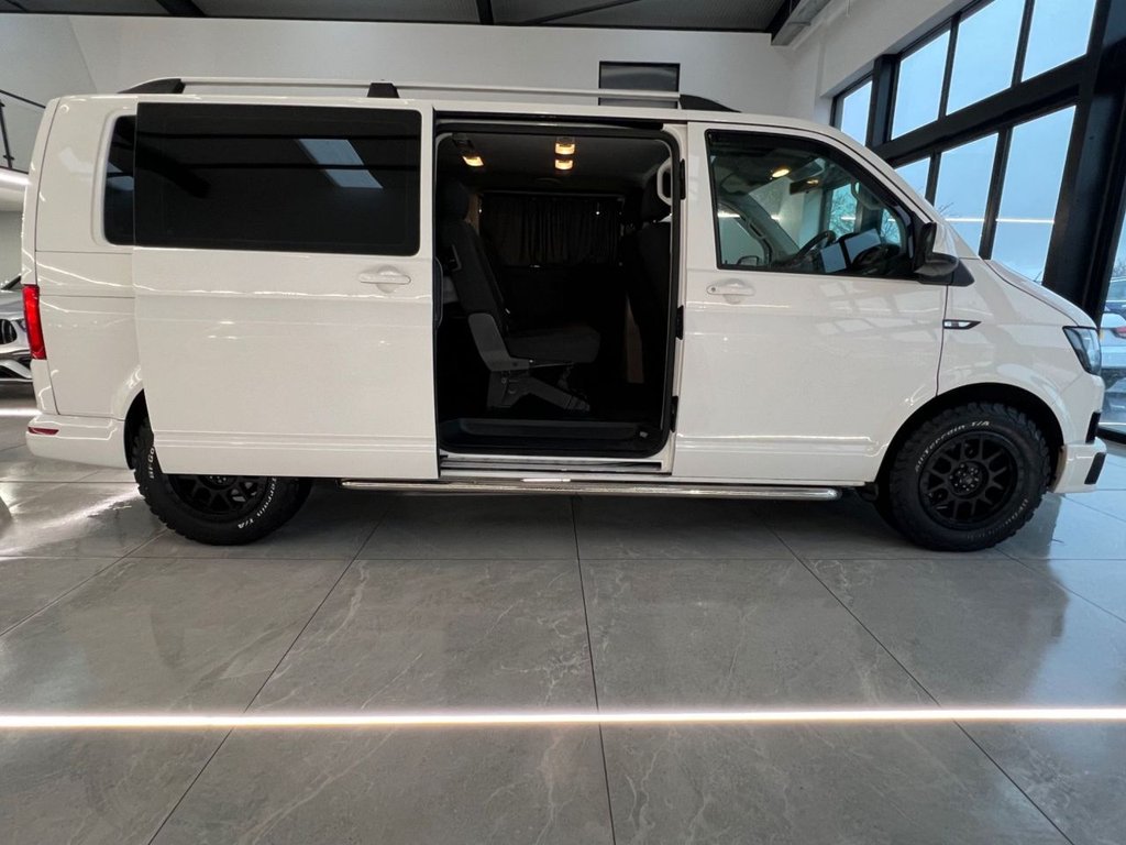 Used Volkswagen Transporter Shuttle 2017 for sale - 76595929: Photo 18