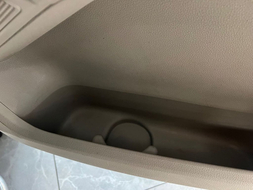 Used Volkswagen Transporter Shuttle 2017 for sale - 76595929: Photo 24