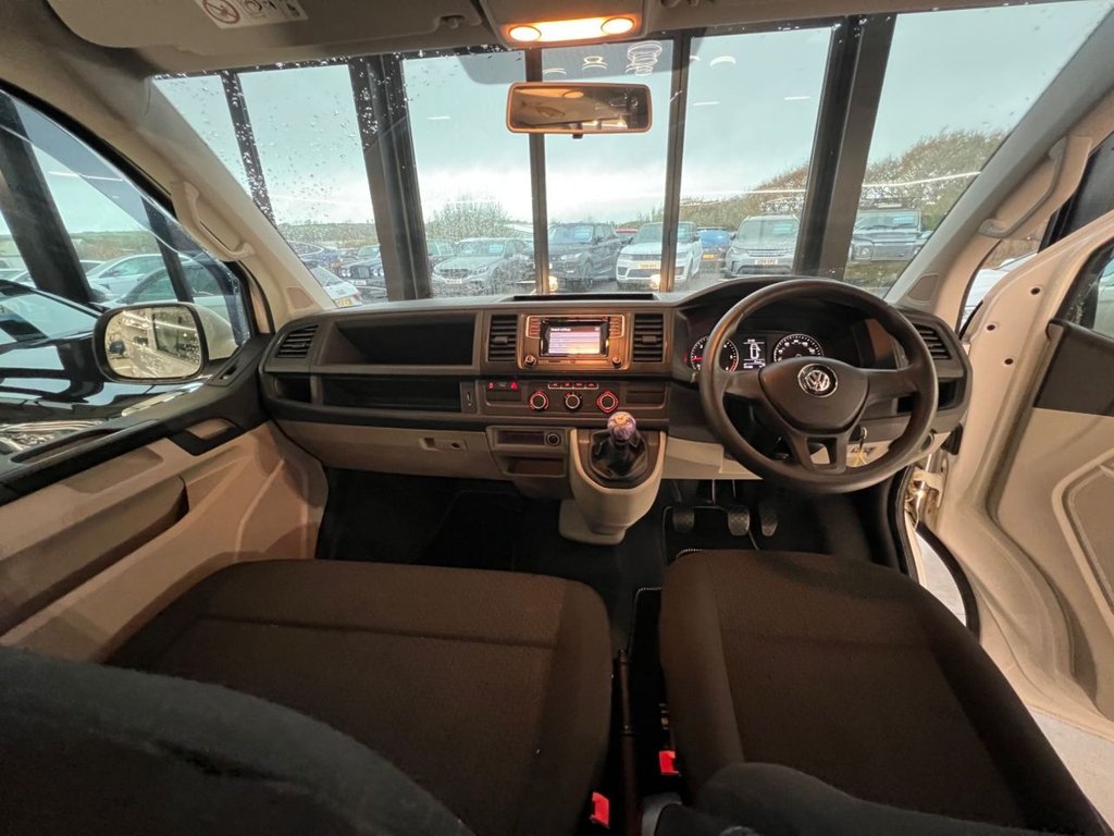 Used Volkswagen Transporter Shuttle 2017 for sale - 76595929: Photo 49