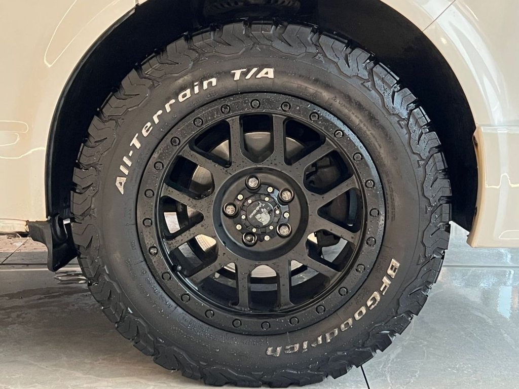 Used Volkswagen Transporter Shuttle 2017 for sale - 76595929: Photo 8