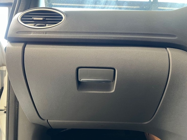 Used Ford Focus 2010 for sale - 75680869: Photo 43