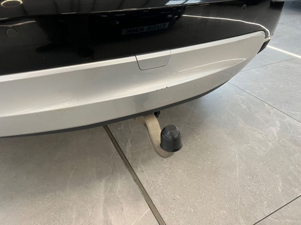 Used Land Rover Discovery 2018 for sale - 77319632: Photo 17