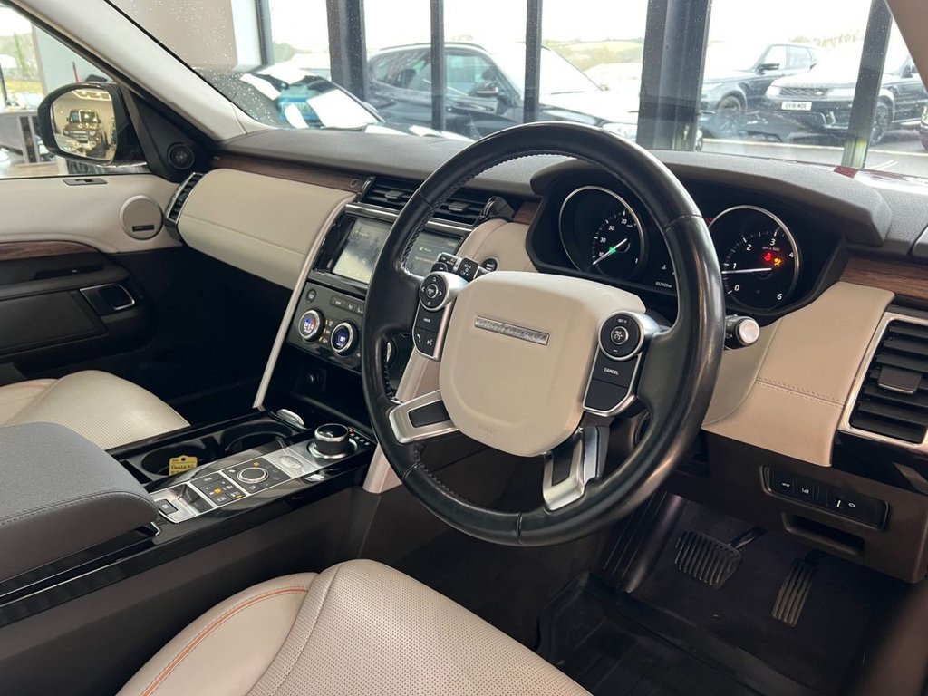 Used Land Rover Discovery 2018 for sale - 77319632: Photo 3