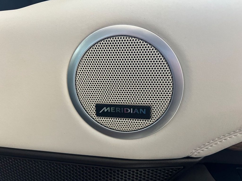 Used Land Rover Discovery 2018 for sale - 77319632: Photo 36