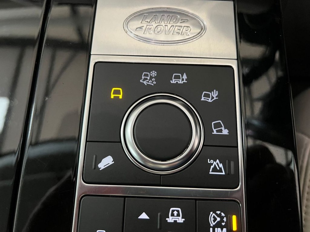 Used Land Rover Discovery 2018 for sale - 77319632: Photo 48