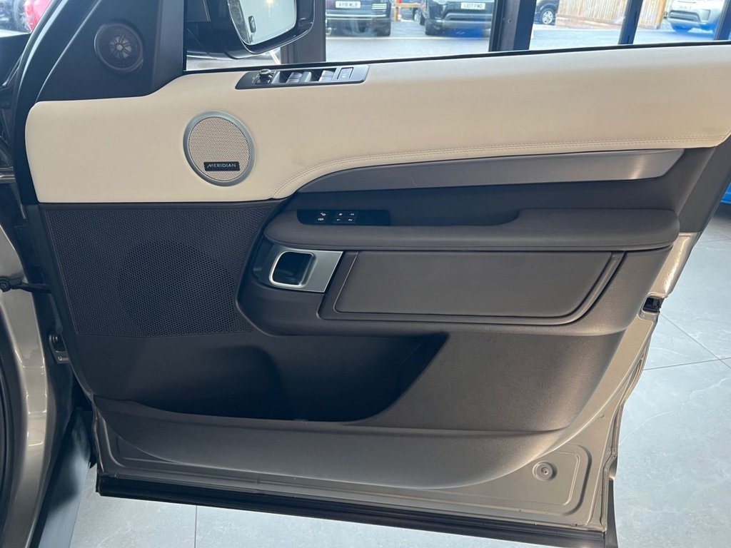 Used Land Rover Discovery 2017 for sale - 77384597: Photo 27