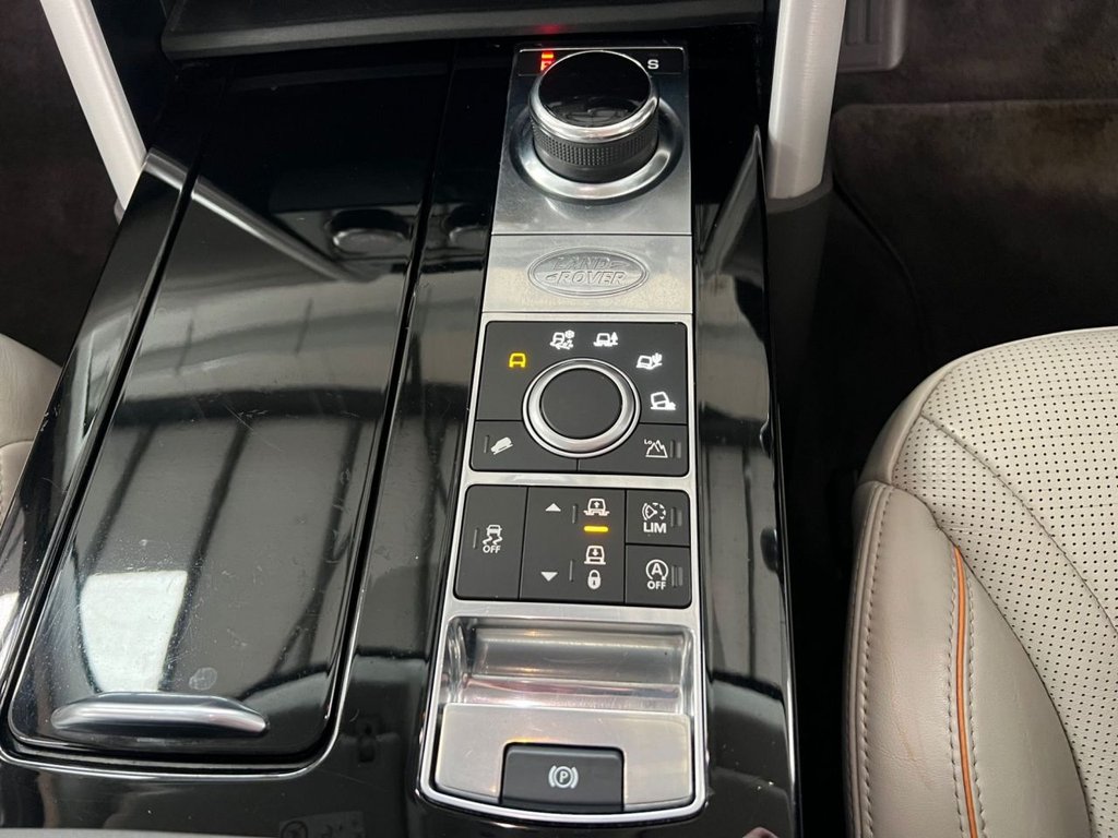 Used Land Rover Discovery 2017 for sale - 77384597: Photo 46