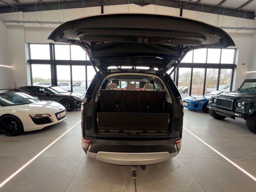 Used Land Rover Discovery 2017 for sale - 77384597: Photo 5