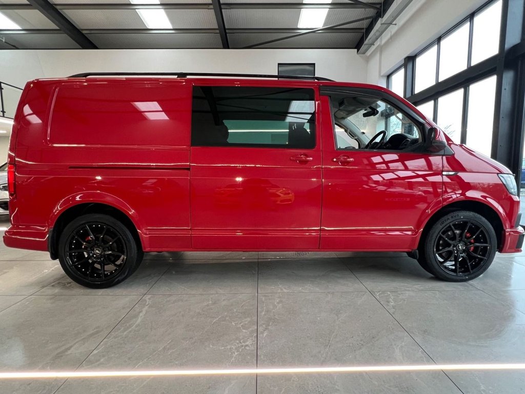 Used Volkswagen Transporter 2016 for sale - 76547222: Photo 2