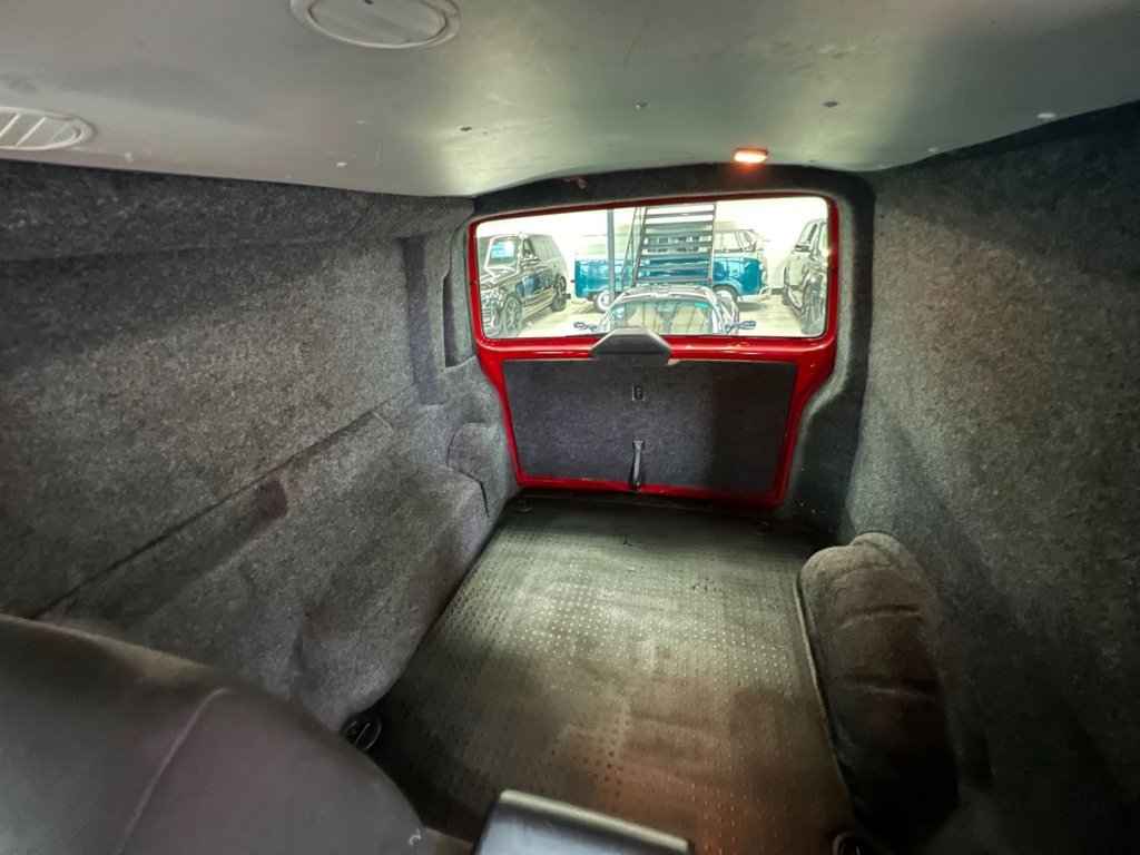 Used Volkswagen Transporter 2016 for sale - 76547222: Photo 35