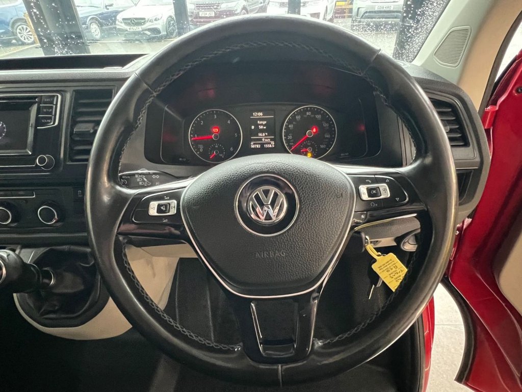 Used Volkswagen Transporter 2016 for sale - 76547222: Photo 4