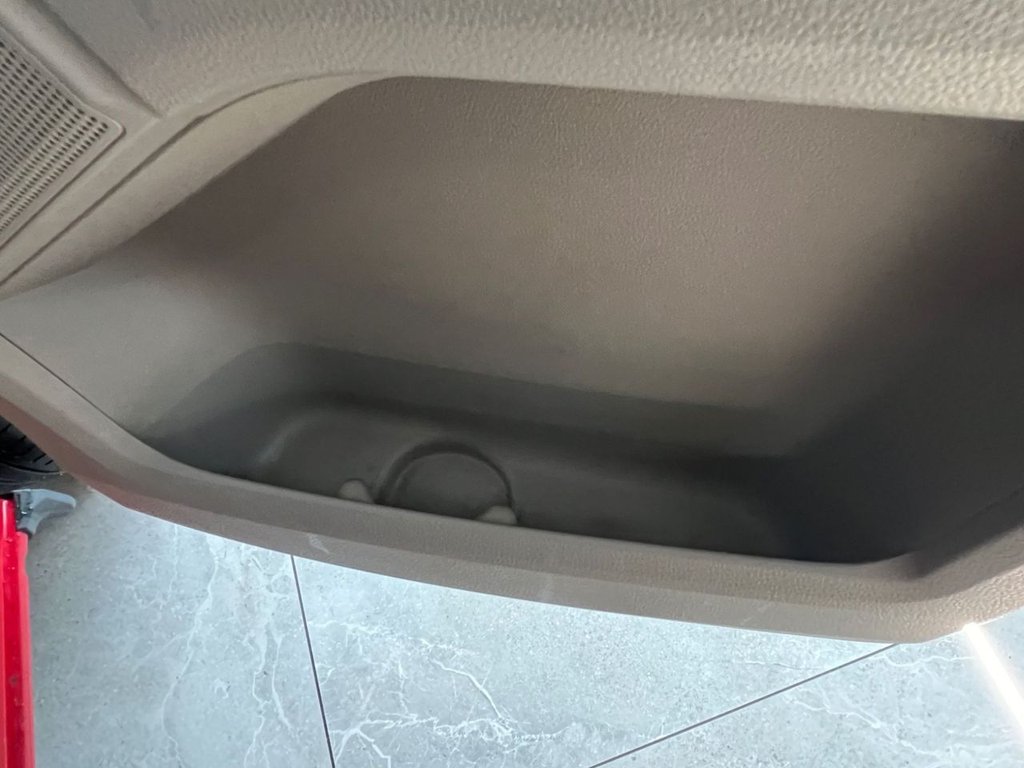 Used Volkswagen Transporter 2016 for sale - 76547222: Photo 40