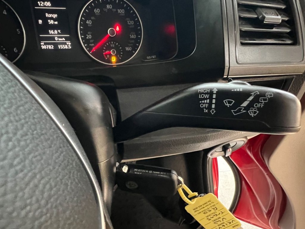 Used Volkswagen Transporter 2016 for sale - 76547222: Photo 47