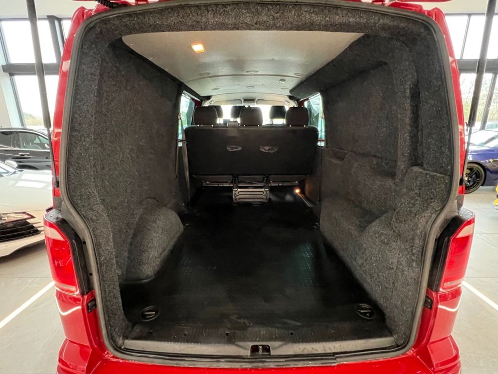 Used Volkswagen Transporter 2016 for sale - 76547222: Photo 5