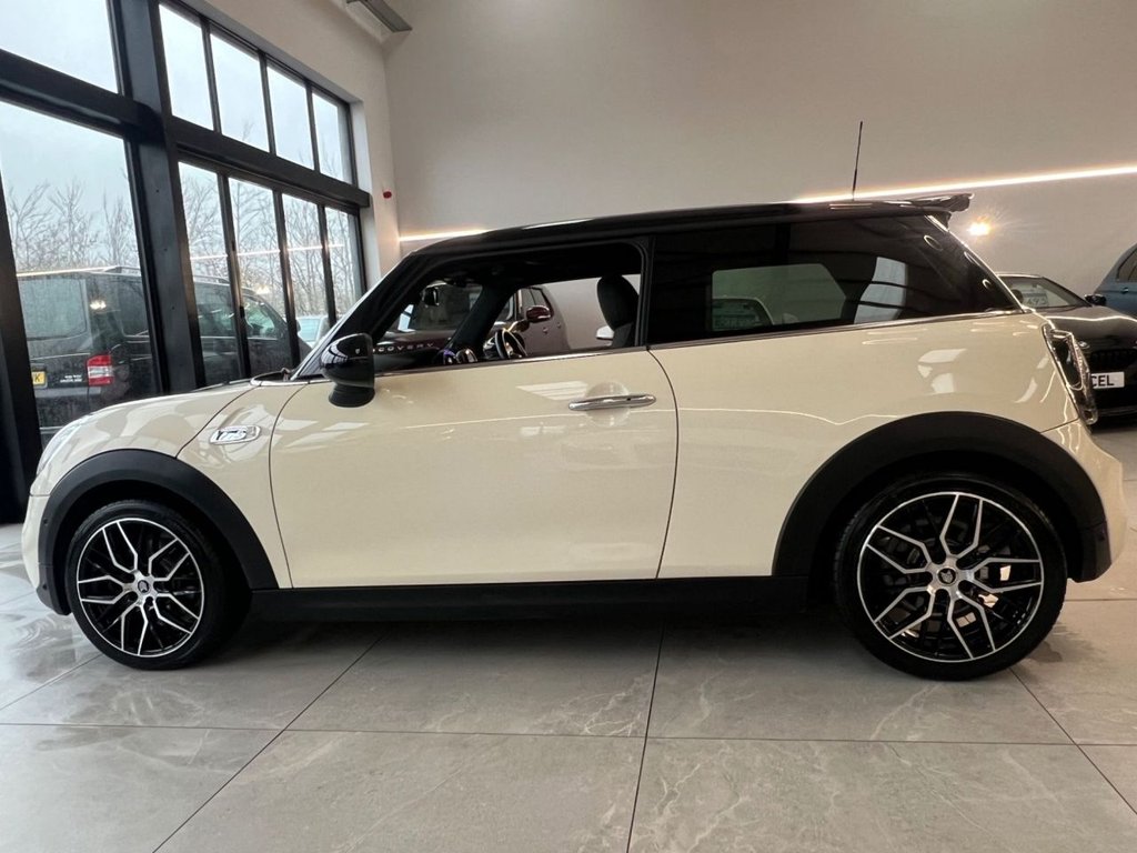 Used Dacia Duster 2022 for sale - 76768679: Photo 19