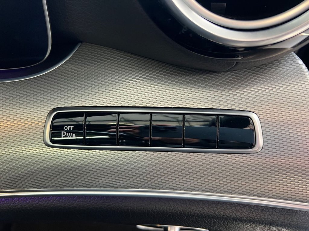 Used Mercedes-Benz E-Class 2016 for sale - 76162776: Photo 41