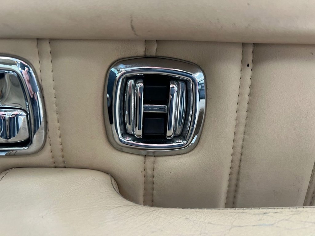 Used Bentley Brooklands 1996 for sale - 76386038: Photo 38