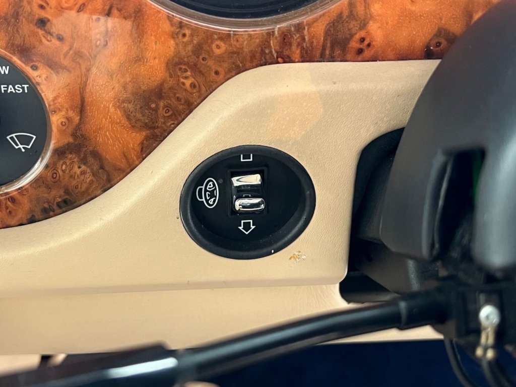 Used Bentley Brooklands 1996 for sale - 76386038: Photo 46