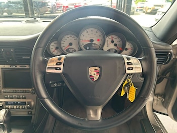 Used Porsche 911 2006 for sale - 79276082: Photo