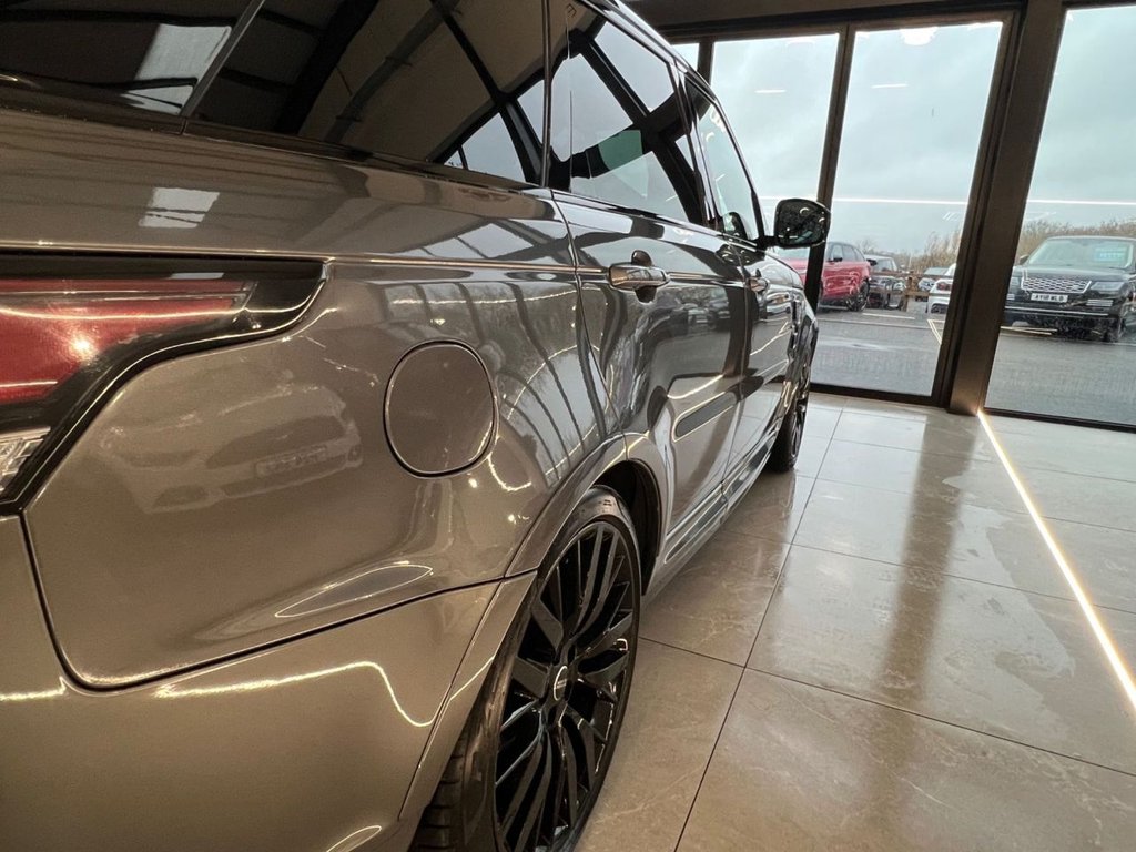 Used Land Rover Range Rover Sport 2017 for sale - 76867359: Photo 10