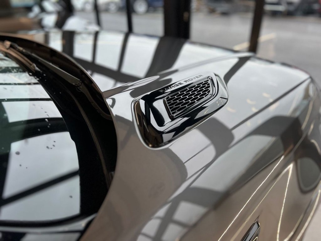 Used Land Rover Range Rover Sport 2017 for sale - 76867359: Photo 9