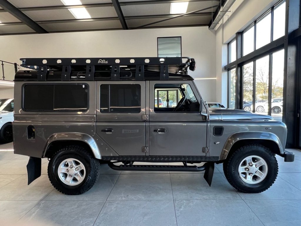Used Land Rover Defender 2013 for sale - 76430013: Photo 2
