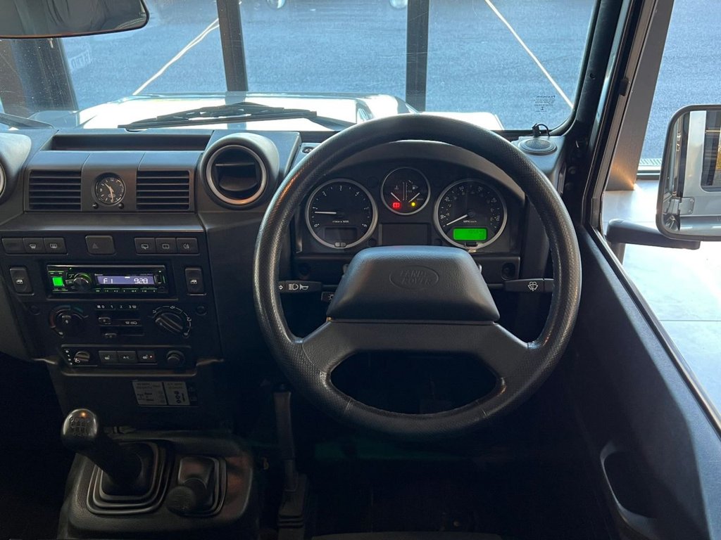 Used Land Rover Defender 2013 for sale - 76430013: Photo 4