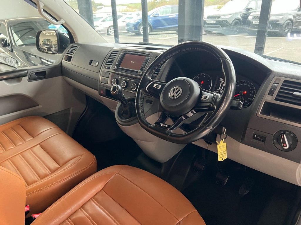 Used Volkswagen Transporter 2015 for sale - 76740135: Photo 3