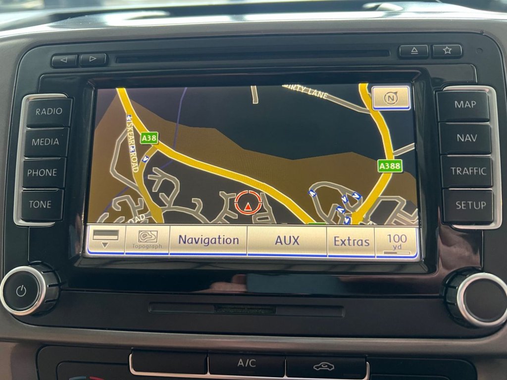 Used Volkswagen Transporter 2015 for sale - 76740135: Photo 40