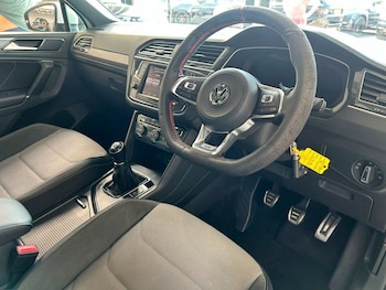 Used Volkswagen Tiguan 2017 for sale - 79244862: Photo