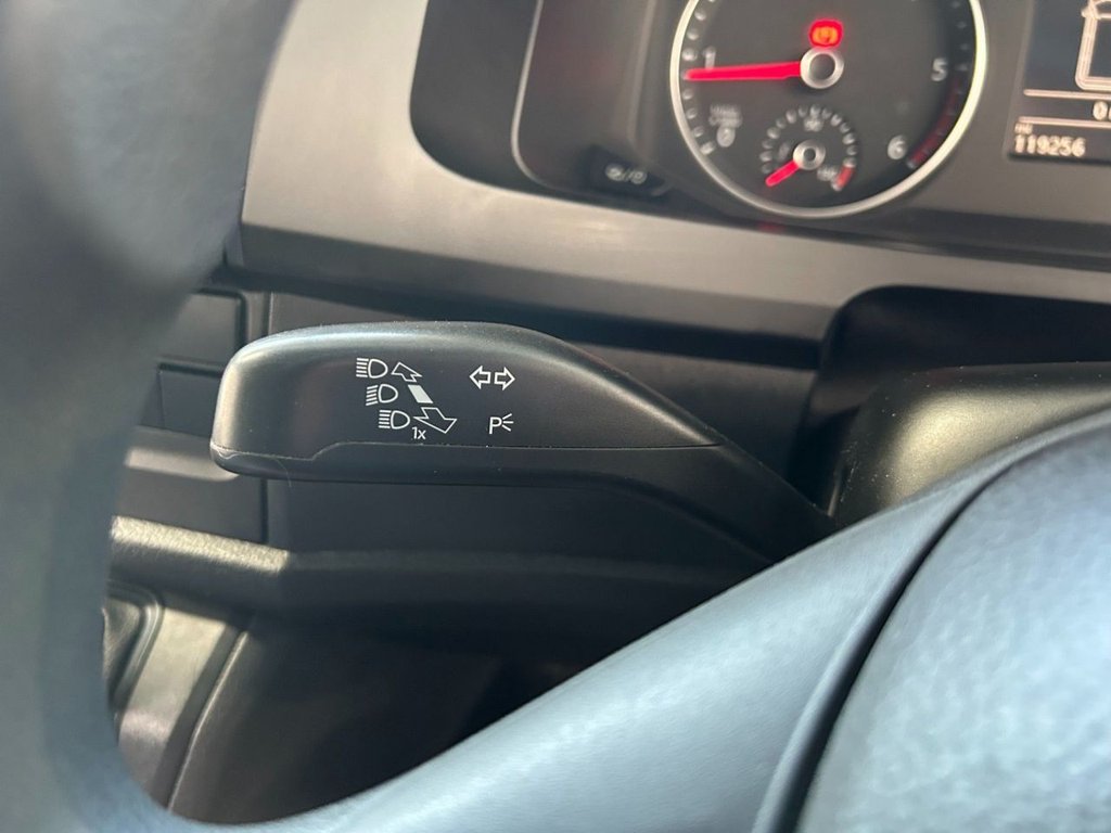 Used Volkswagen Transporter Shuttle 2019 for sale - 77966725: Photo 32