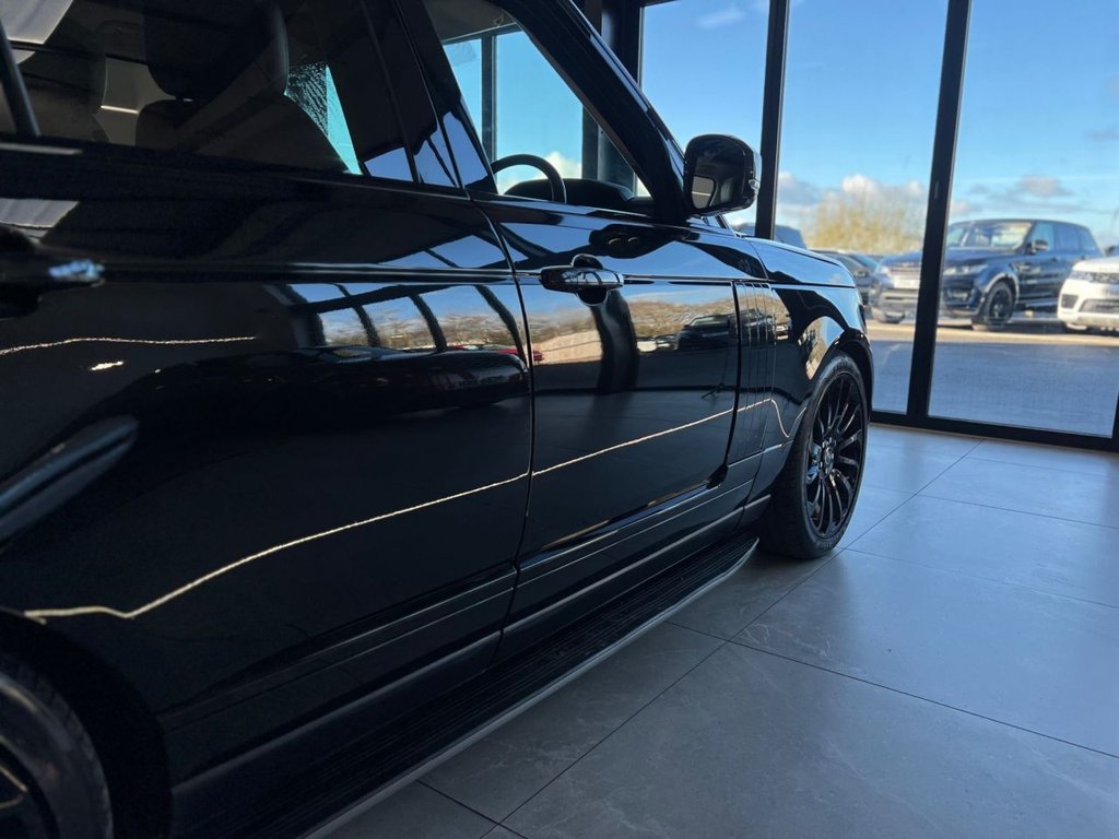 Used Land Rover Range Rover 2018 for sale - 76698747: Photo 16