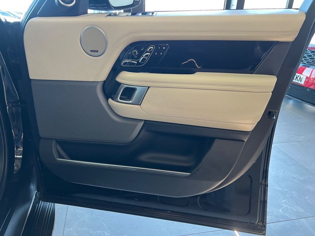 Used Land Rover Range Rover 2018 for sale - 76698747: Photo 25